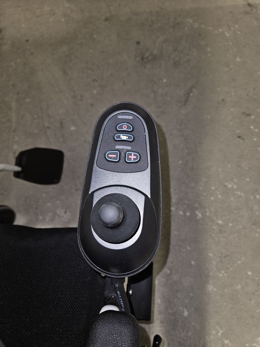 Wózek inwalidzki elektryczny  Antar