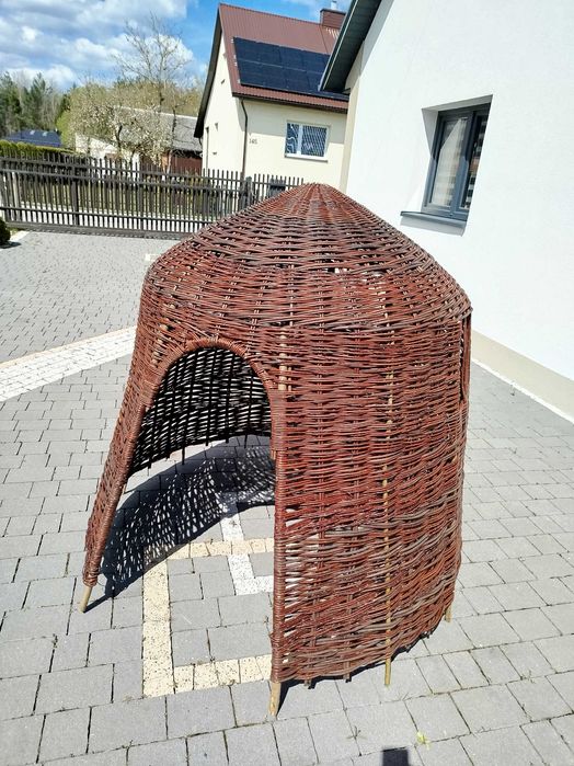 Domek z wikliny,Iglo,altanka