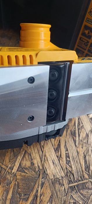 Strug dewalt dcp580p2t