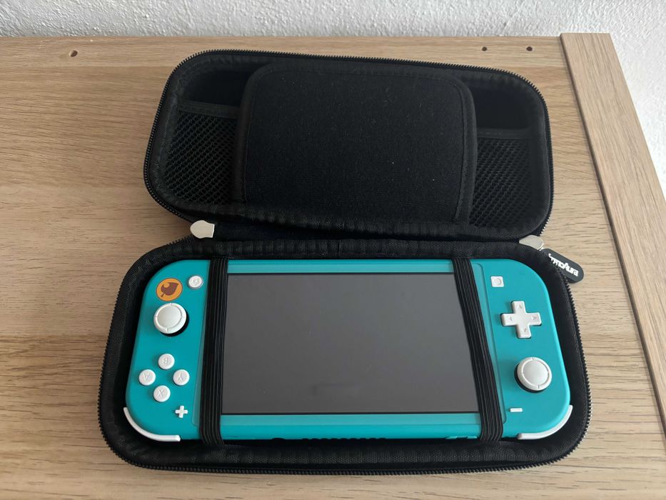 Nintendo Switch Lite Turquesa + Bolsa de Transporte – Excelente Estado