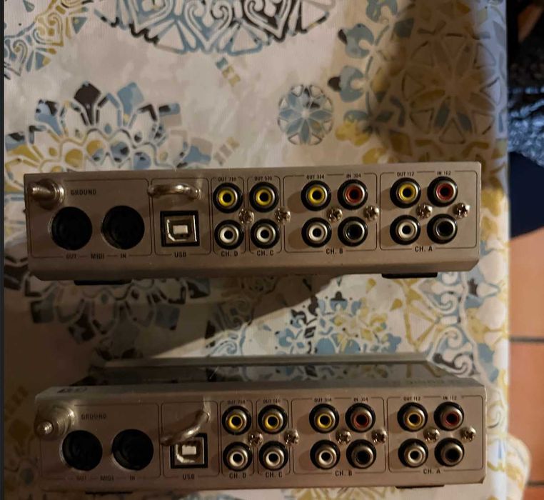 Native Instruments Audio 8 x2