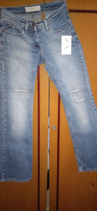 Продам новые джинсы