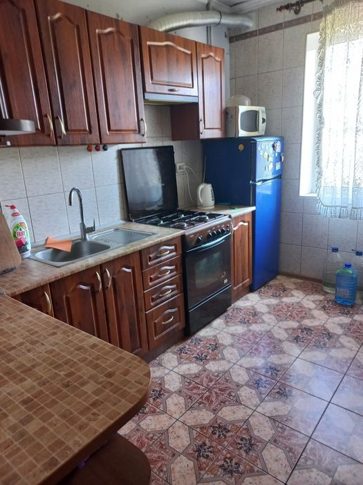здам комнату 5000гр. ул.каштановпя, троещина