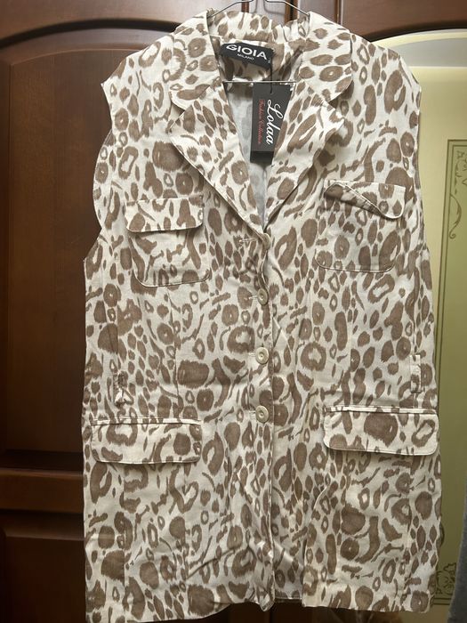 Kamizelka w cętki. Made in Italy