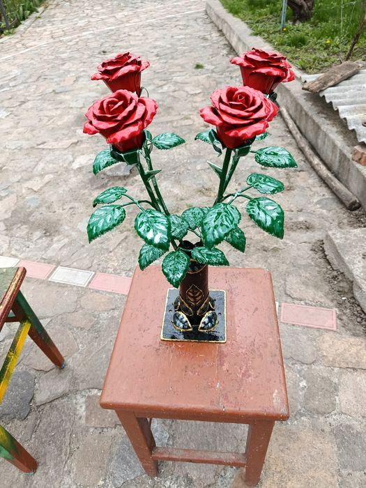 Ковані троянди ( металеві квіти, ковані рози, кованые розы)