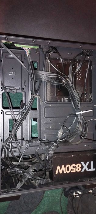 Desktop Ryzen 7 3800X 3.9hz  RTX 3050 8GB OC GDDR6  1 TB