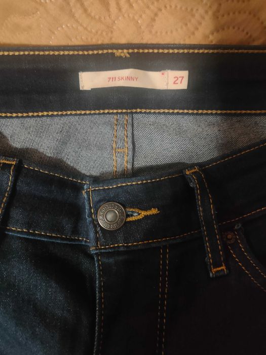 Жіночі джинси Levi's 711