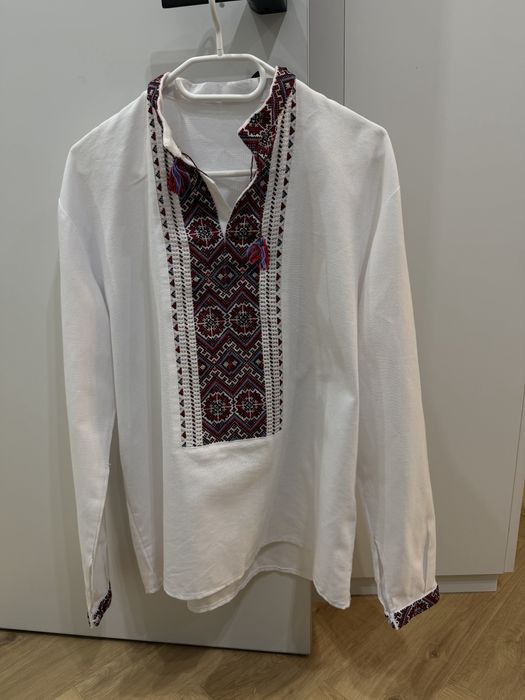 Чоловіча вишиванка