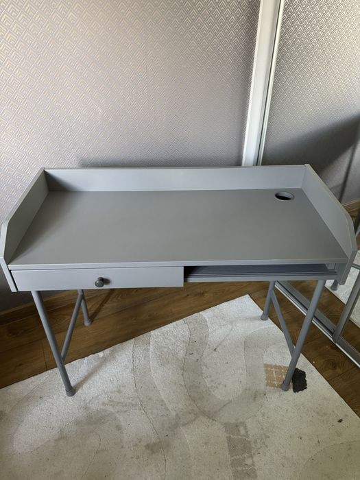 Ikea biurko hauga