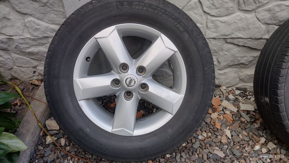 Michelin latitude 215/65/16 комплект на сезон БЕЗ ДИСКІВ