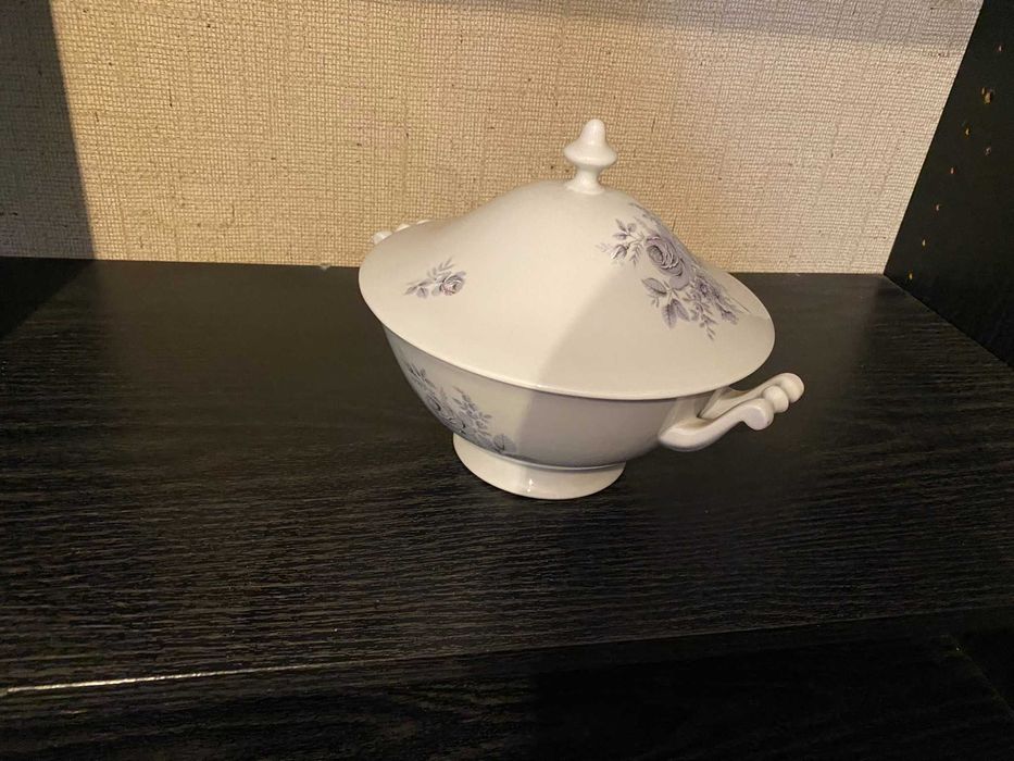 terrina vista alegre antiga