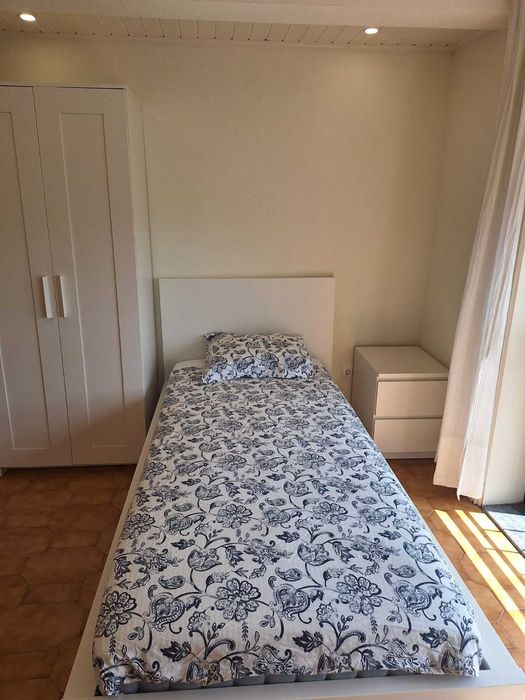 cama solteiro malm 90x200 com gavetões e colchão