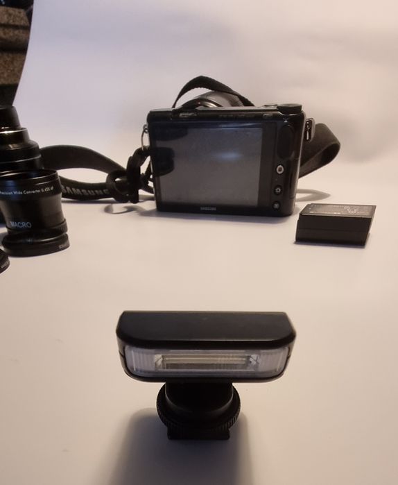 Samsung NX2000 (Kit Completo)