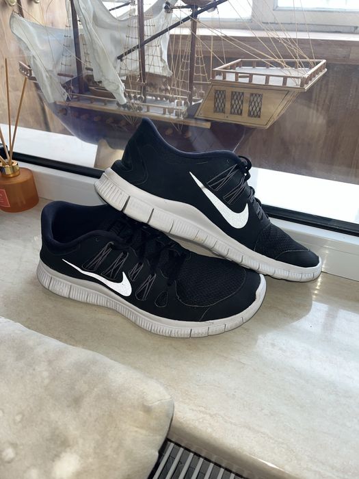 Кросівки Nike Free Run 5.0 рефлективні 45 розмір (29 см)