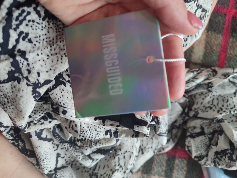 Стильна нова сукня