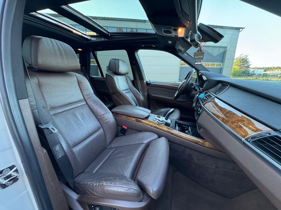 BMW E70 4.8i   sprzedam/zamienie