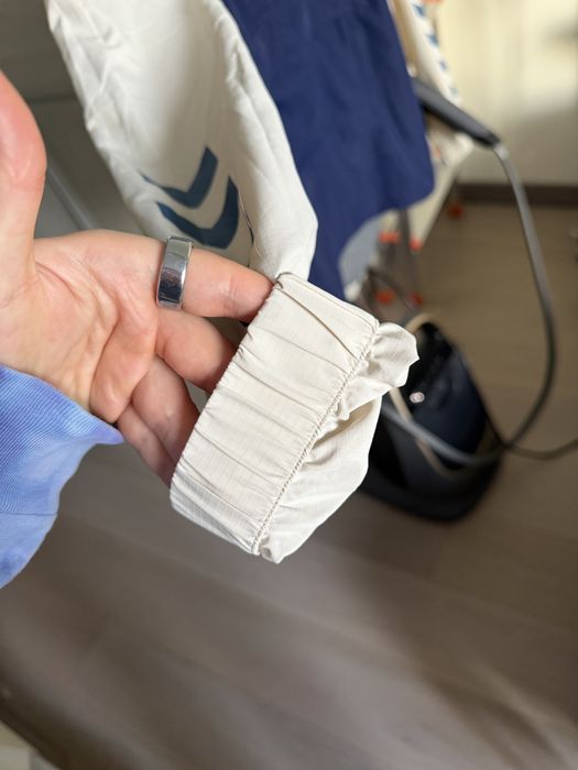 Вітровка лега спортивна куртка Hummel