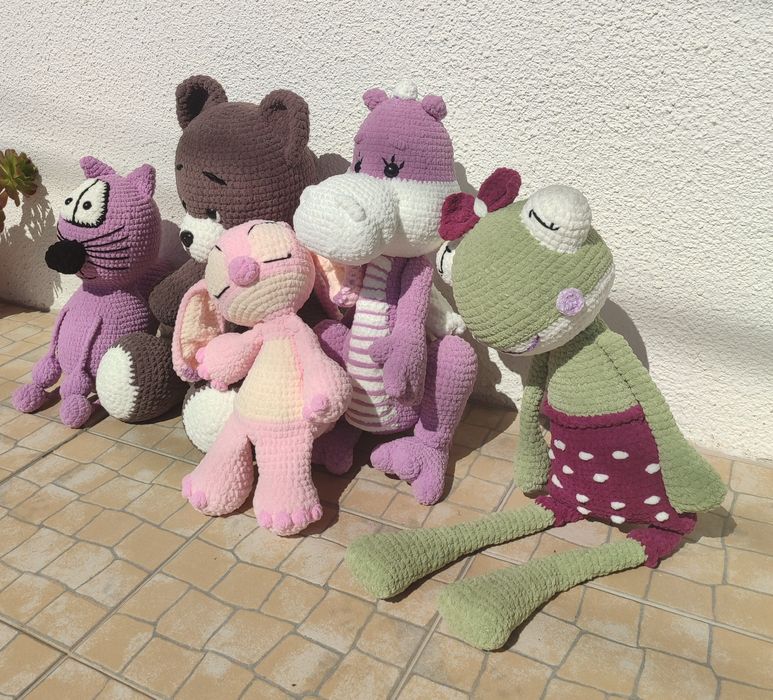 Bonecos em lã chenille