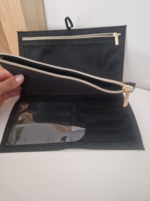 Vendo pincéis- edição especial Inês Franco