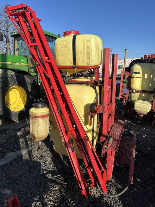 Оприскувач  Hardi 12 метрів 1000 літрів гідравлічний