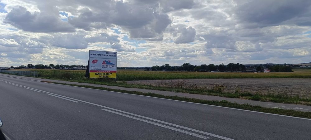 Działka usługowa inwestycyjna Uher. !!!