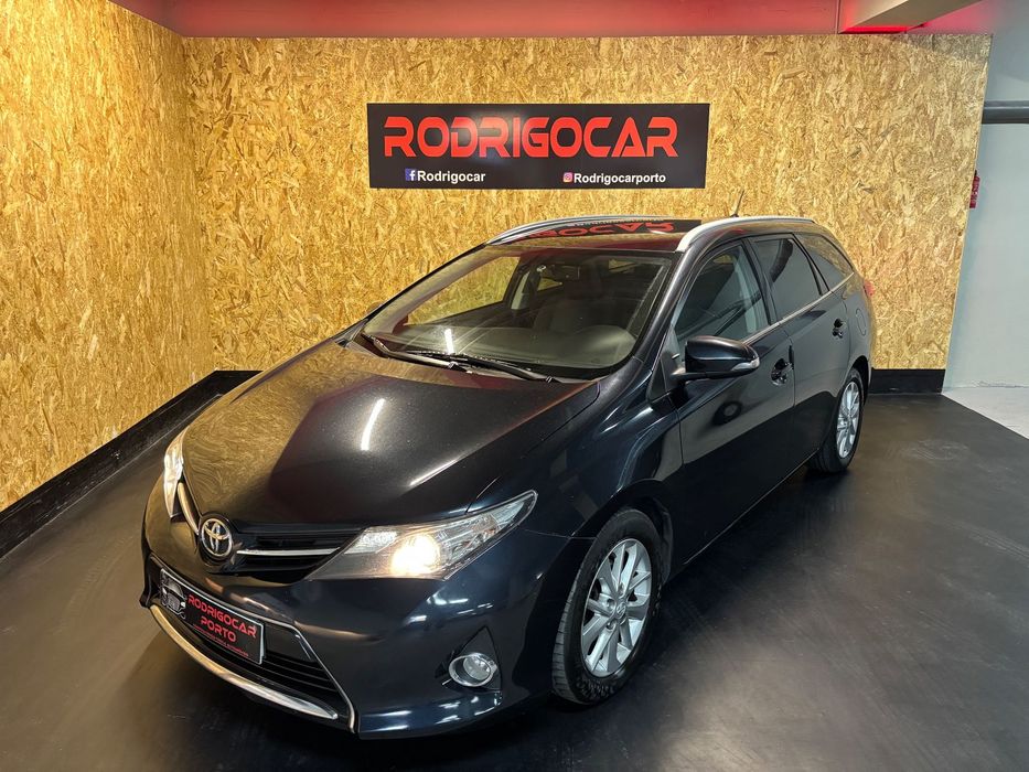 Toyota Auris Touring Sports 1.4 D-4D Com+P.Sport +Navi