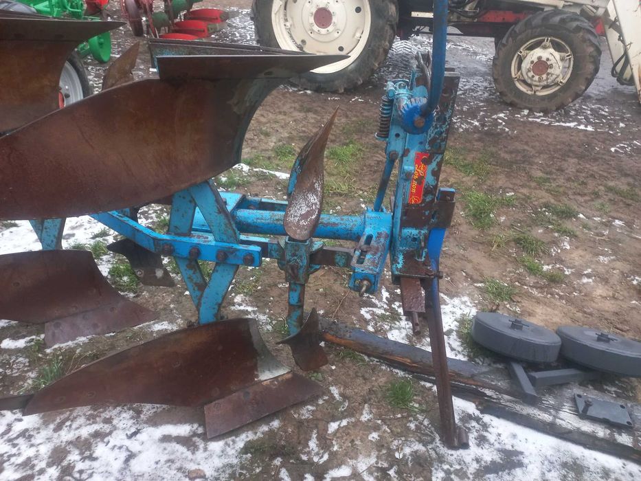 Плуг Лемкен  Lemken