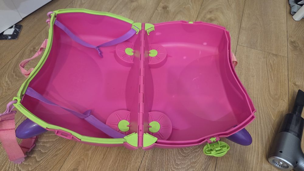 Walizka dla dziecka trunki jeździk