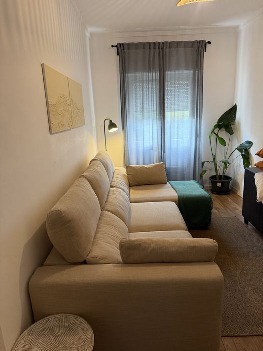 Sofá-cama IKEA.
