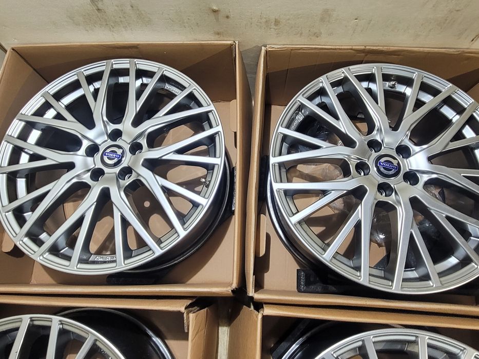 Felgi alumniowe 5x108 8j et 40.5 63.4 20" VOLVO