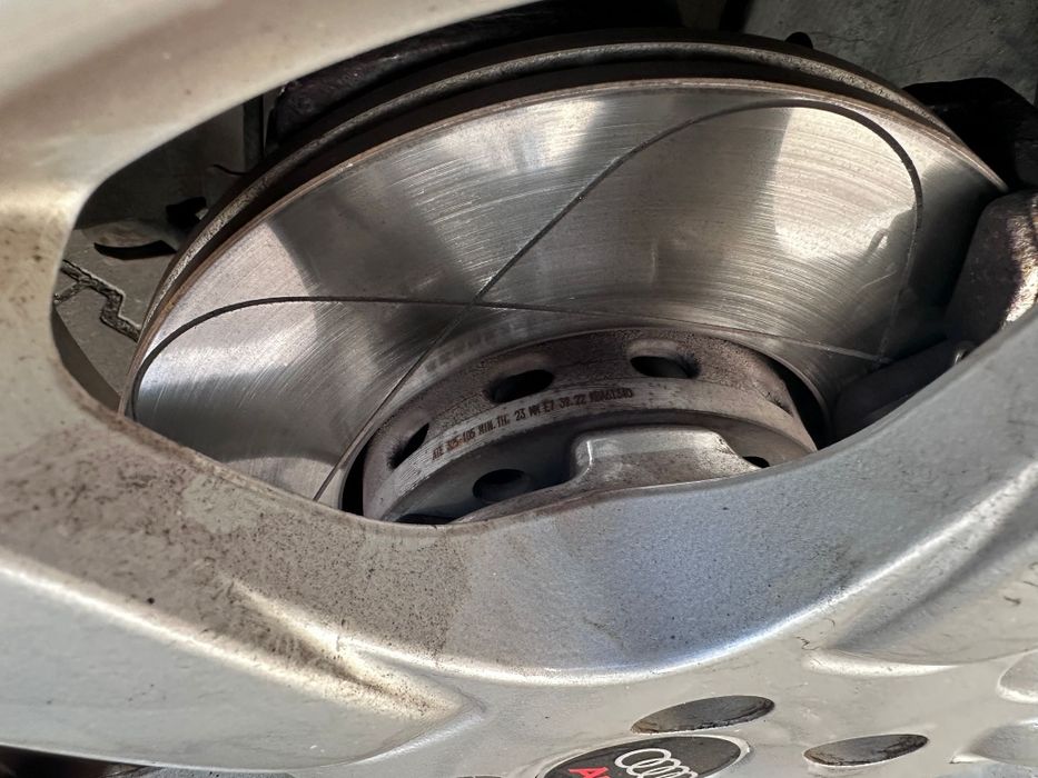 Audi A6 C4 2.6 moc 150KM