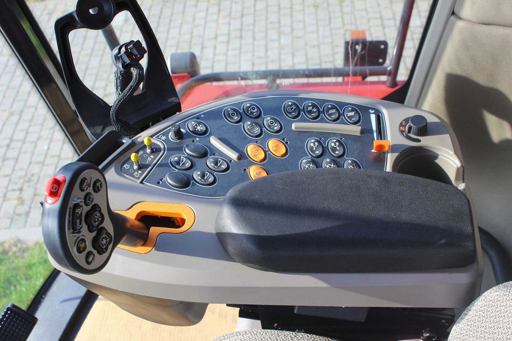 Kombajn rotorowy CASE IH 8250 nowy