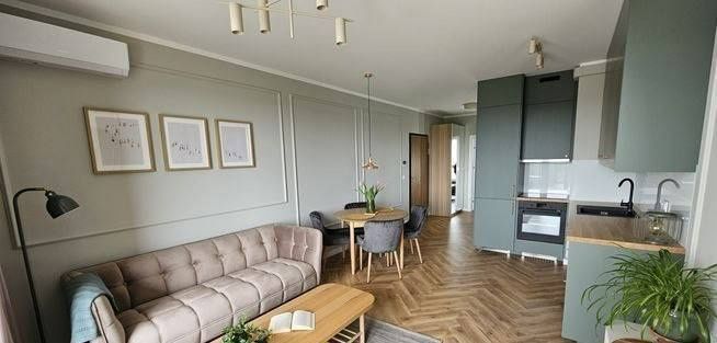 Квартира у Варшаві 2/х кім район Bielany