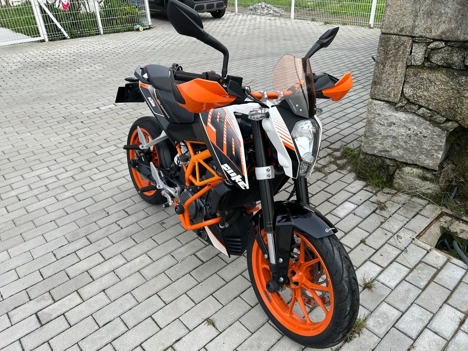 KTM Duke
