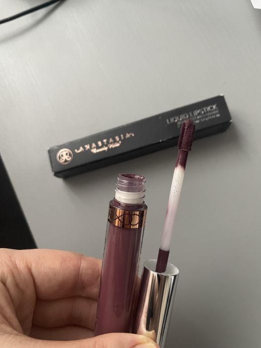 Nowa pomadka w płynie anastasia beverly hills trust issues