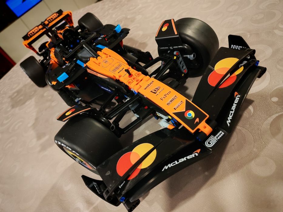 Lego F1 McLaren MCL39
