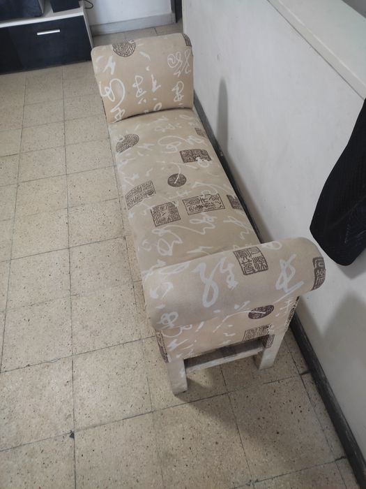 Banco de pé de cama oriental