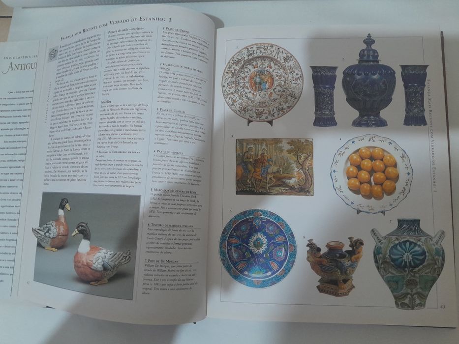 Enciclopédia ilustrada de Antiguidades