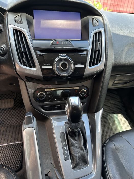 Ford focus titanium 2012 2л бензин 180т.км пробігу