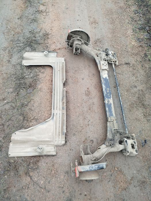 Балка Ауді А4 б5 двигун 2.5 AFB