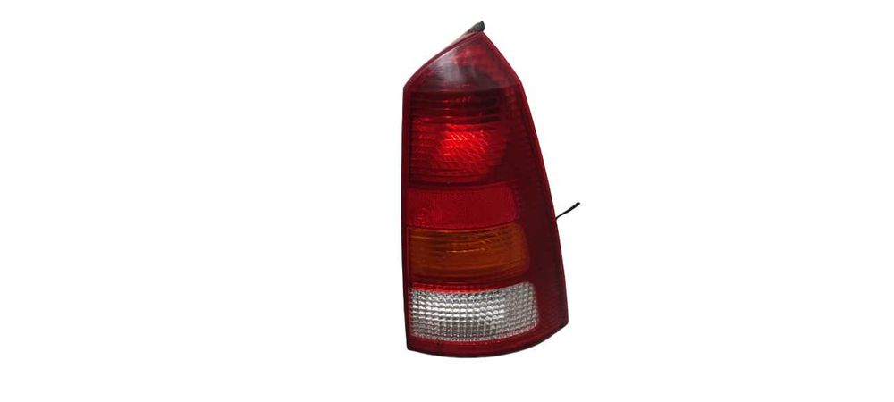 Ford Focus Mk1 Kombi Lampa Prawa Tylna Prawy Tył PT
