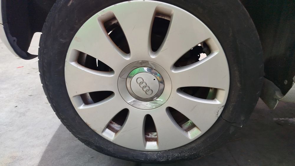 Jante trás direita AUDI A3 (8P1)