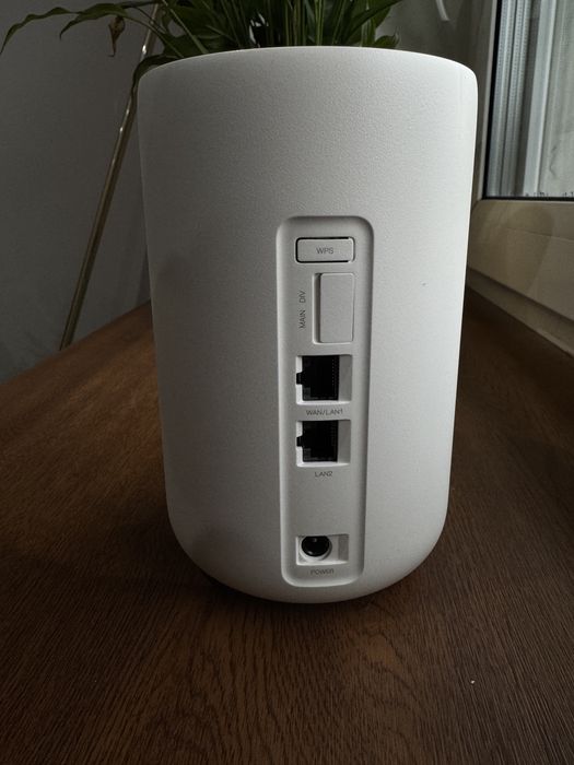 TCL LINKHUB HH130 – nowy router LTE Cat13, internet na kartę SIM