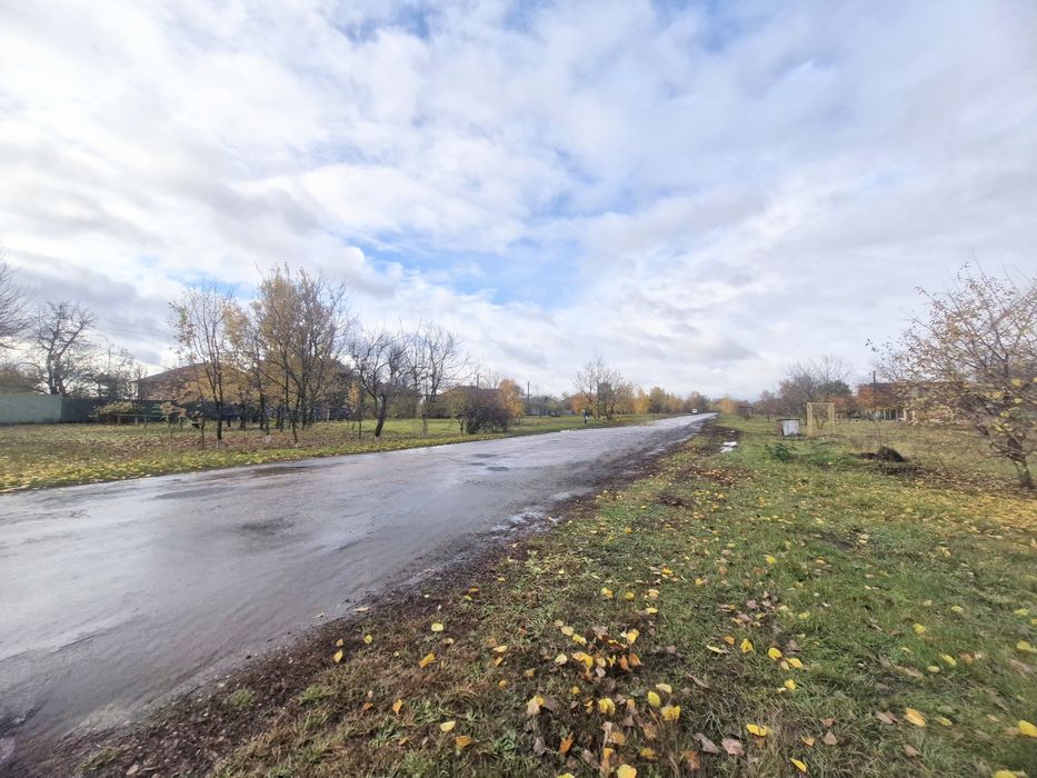 Держпрограми/Продаж будинку у селі Володькова Дівиця, Чернігівська об