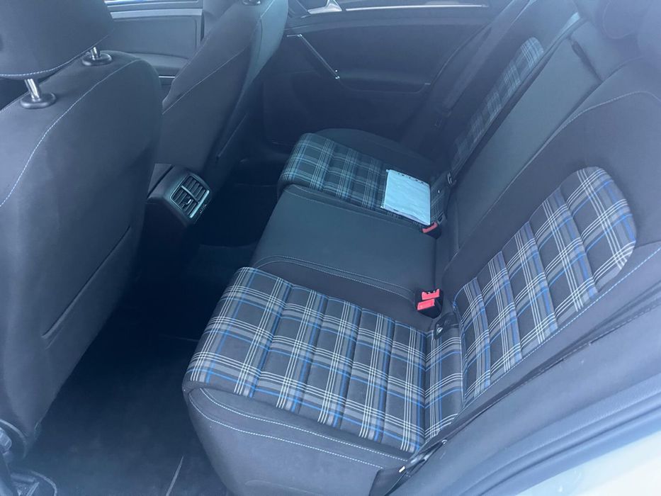 Volkswagen Golf GTE Híbrido Plugin