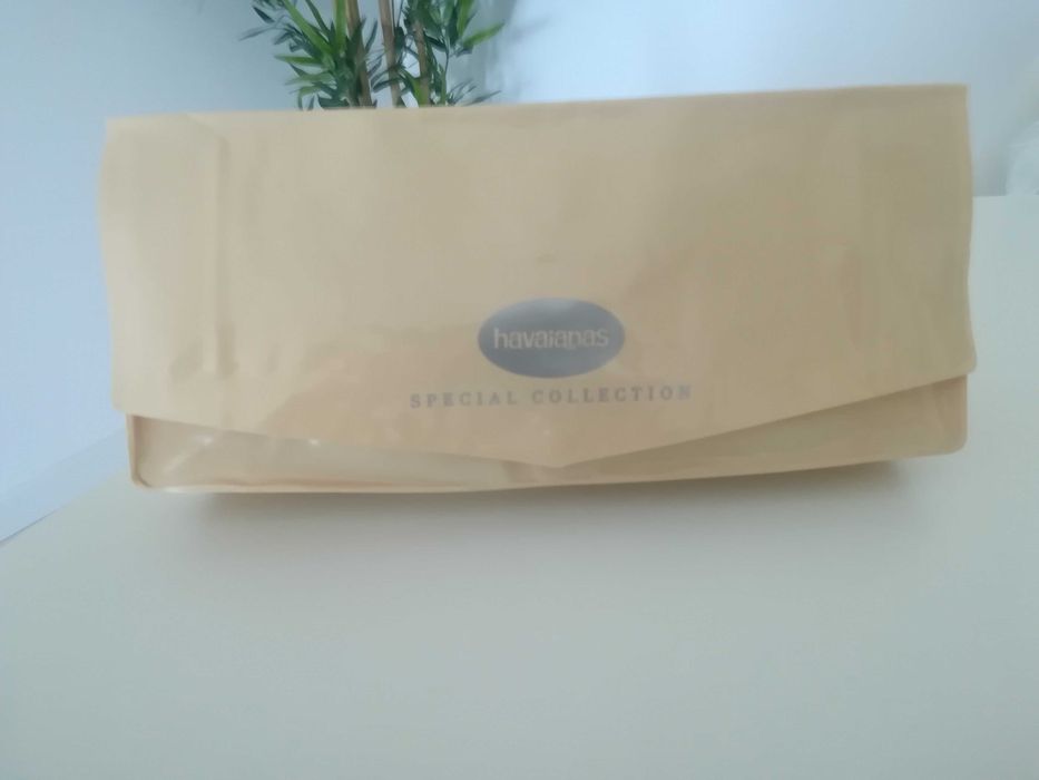Bolsas havaianas (novas).