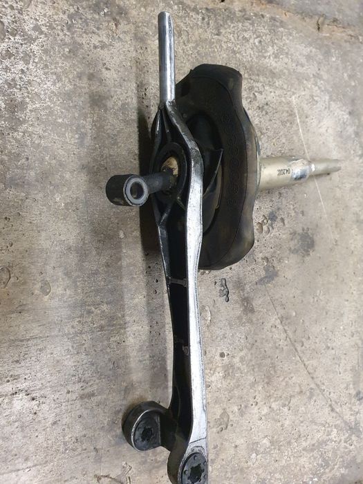 Wybierak Skrzyni Biegów Bmw e81 e87 e90 e91 m47 m47n m47n2 118 120 318 320 Bmw OEM Części