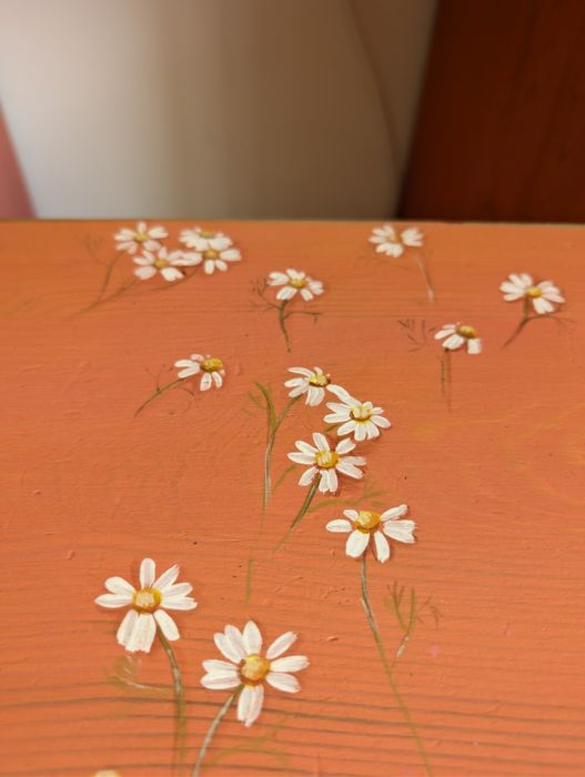 Toaletka ręcznie malowana