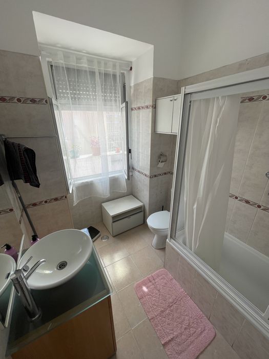 Arrenda-se Quartos em Penha de França!!