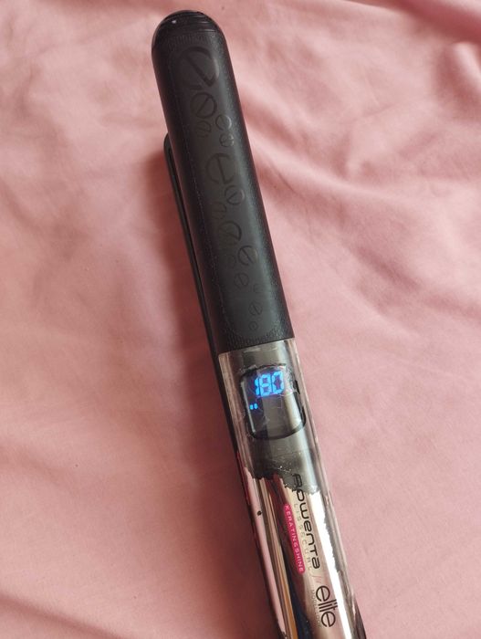 Alisador de cabelo Rowenta usado mas a funcionar